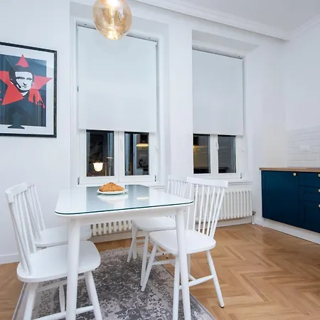 Megapolis City Center Suites