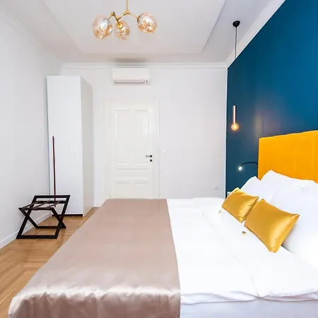 Megapolis City Center Suites Апартаменты