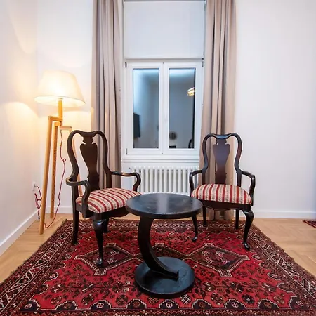 Megapolis City Center Suites